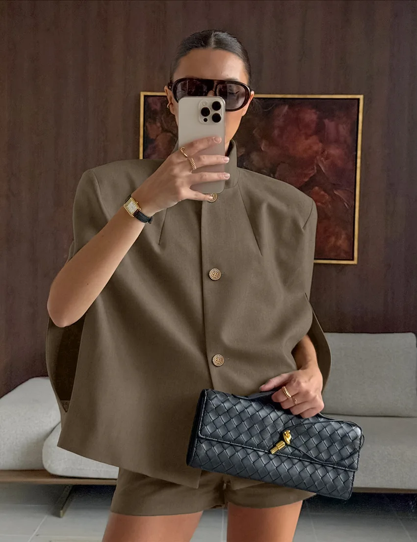 2026 Lady Daily Spring Autumn Outfits New Casual Wide Leg Short Pants Set Women Chic Solid Single Breasted Stand Collar Top Suit S4bb1033788cb453ead05023ed3afe826G