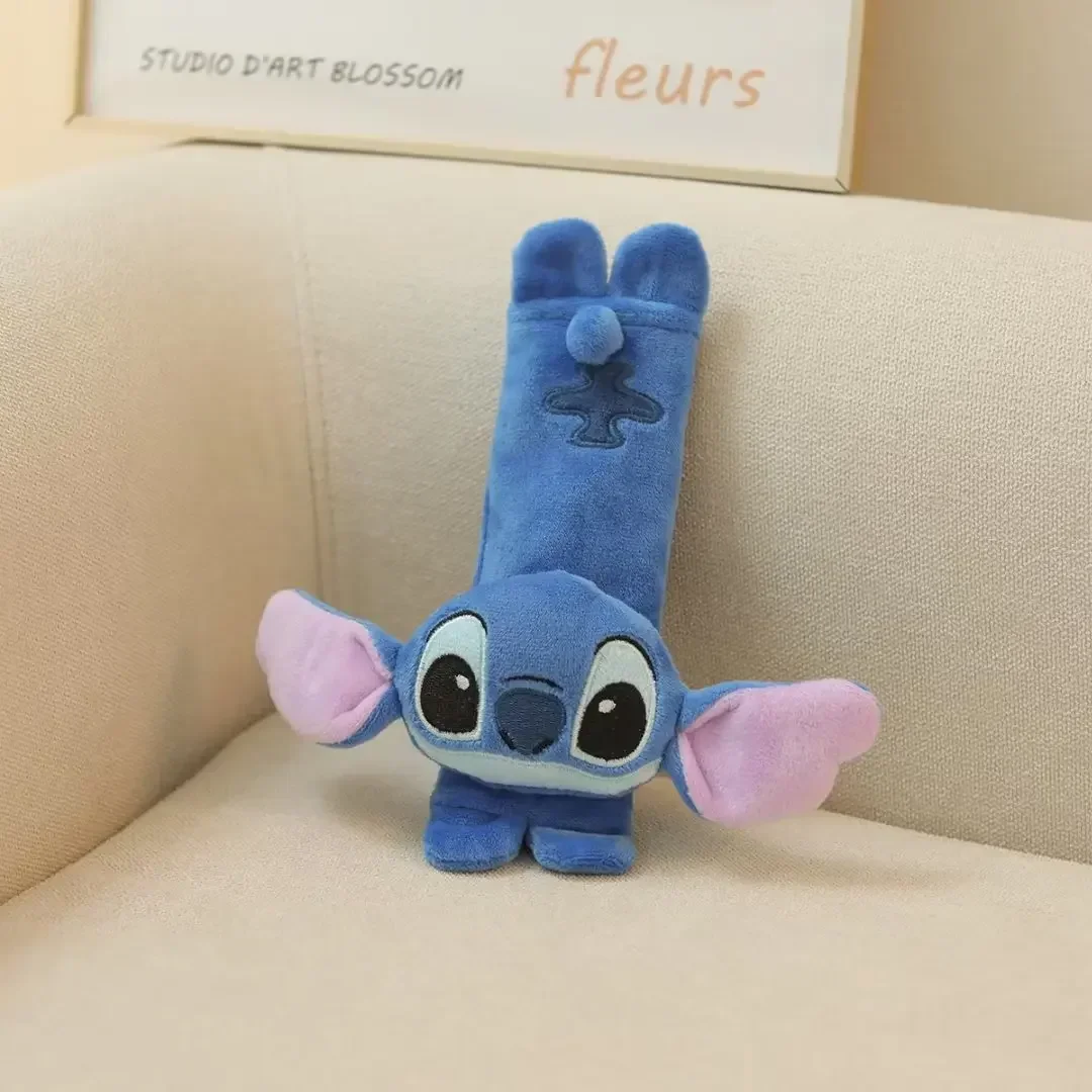 thumbnail image 5 of Almohada para reposacabezas de coche con dibujos animados de Disney Stitch, funda universal para cinturón de seguridad lumbar, accesorios para el interior del coche, regalos de Navidad, 5 of 5
