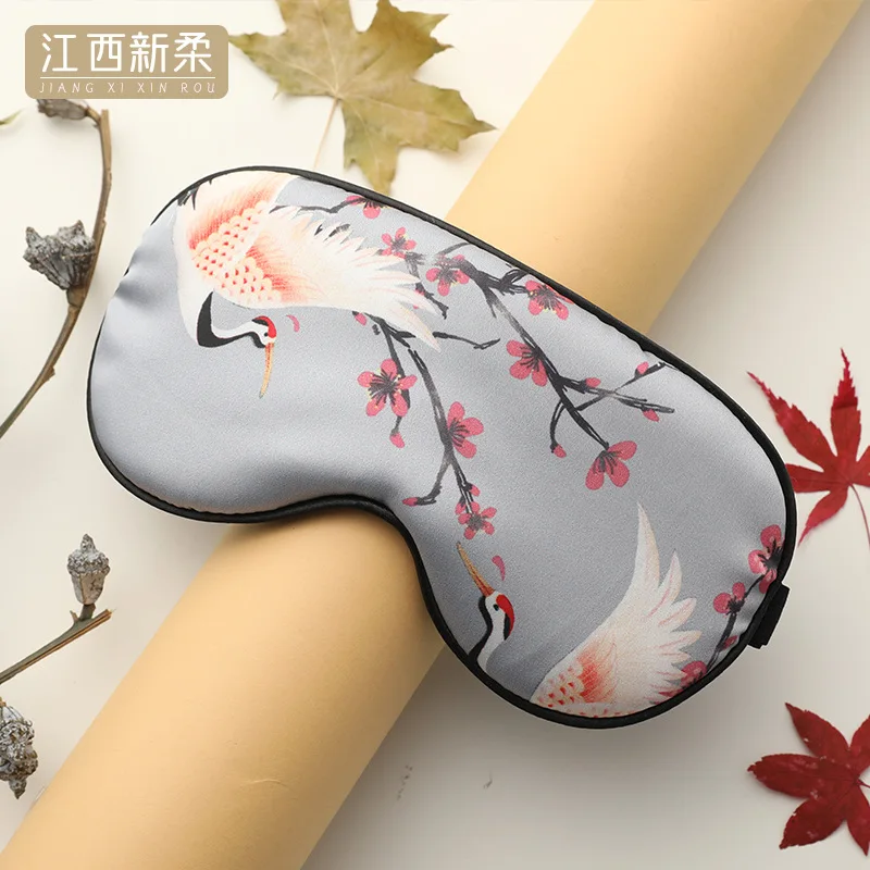 Silk Sleeping Eye Mask Cover for Women Men Breathable Eye Mask for Travel Home Nap Light Blocking Wrinkle Reduction Comfortable