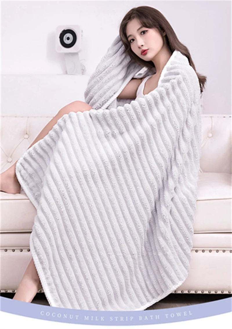 Thickened large bath towel, new coral velvet towel, soft and absorbent quick drying beach towel, sports hotel, beauty salon 2
