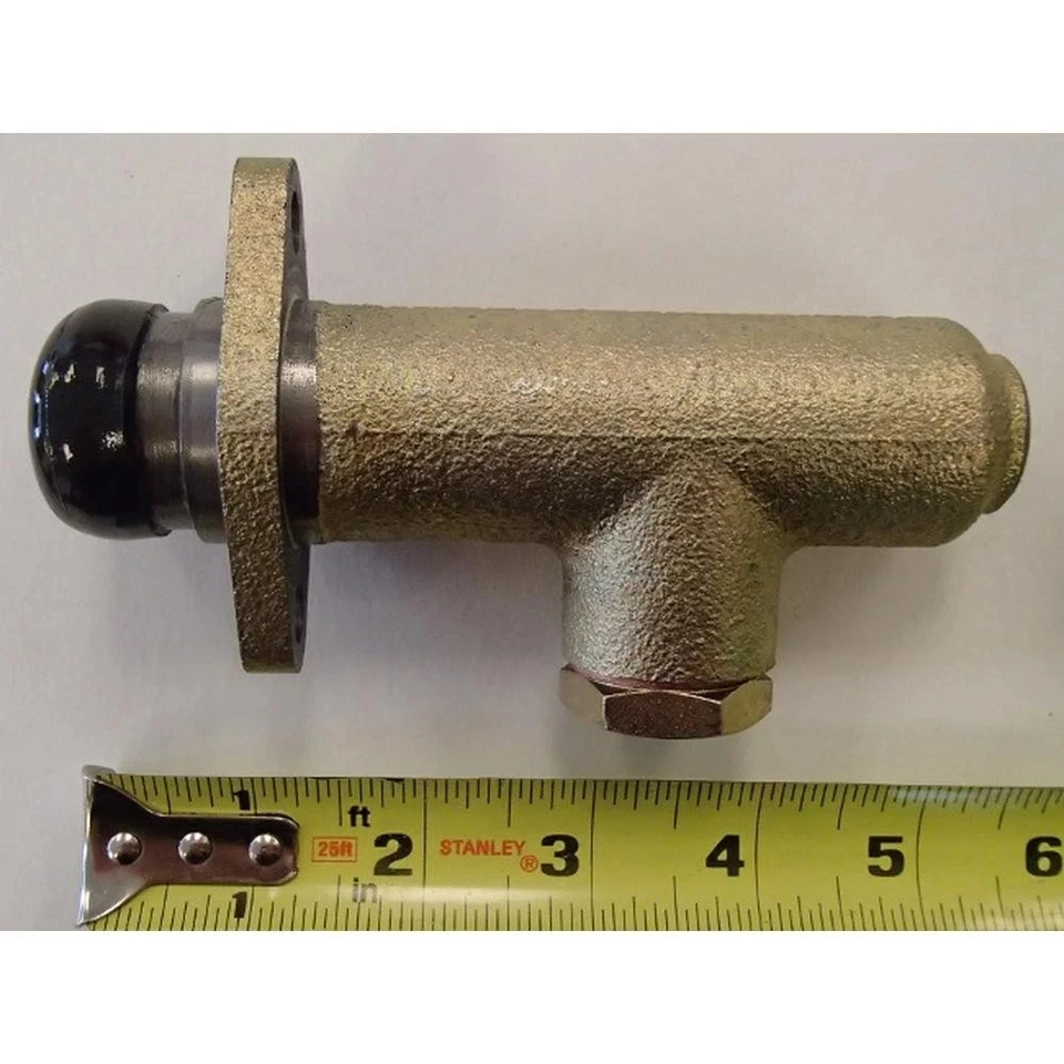 443611001002 531969112717 69112717 62452701 Suitable for use with Zetor TRACTOR high-quality brake master cylinders