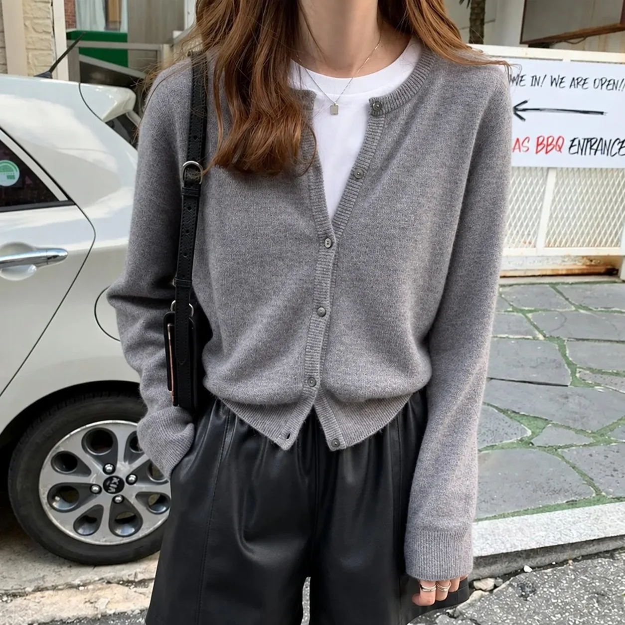 Soft Single-Breasted Knit Cardigan With Long Sleeves for Spring and Autumn Layering — photo 1