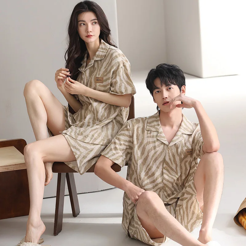 여성과 남성 매칭 코튼 잠옷 커플 여름 잠옷 세트 카디건 반팔 반바지 잠옷 Ho..