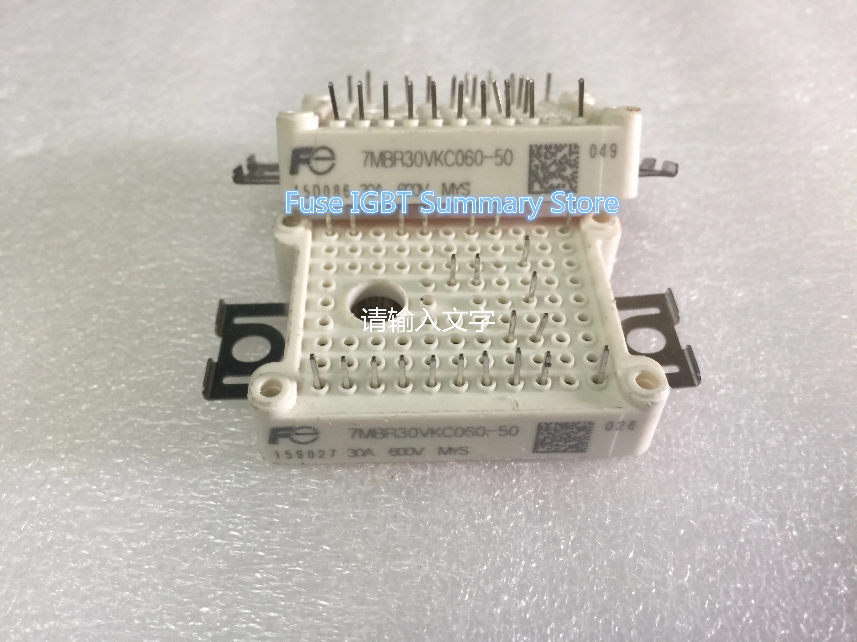 

Модуль бтиз 7MBR30VKC060-50, оригинальный новый