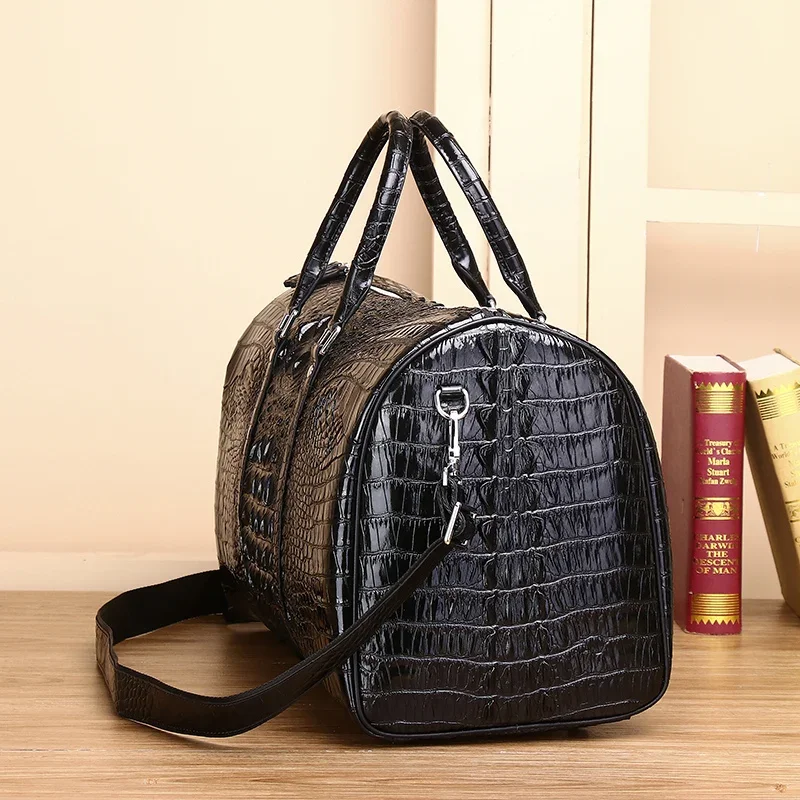 Рисунок 2 - Мужская сумка из натуральной кожи P7