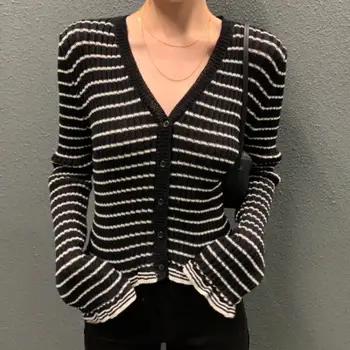 Korean Elegant Ladies Y2K Color-Block Knitted Sweater Women's Knitwear Fashion Striped Ruffle V-Neck Long Sleeve Casual Cardigan 1