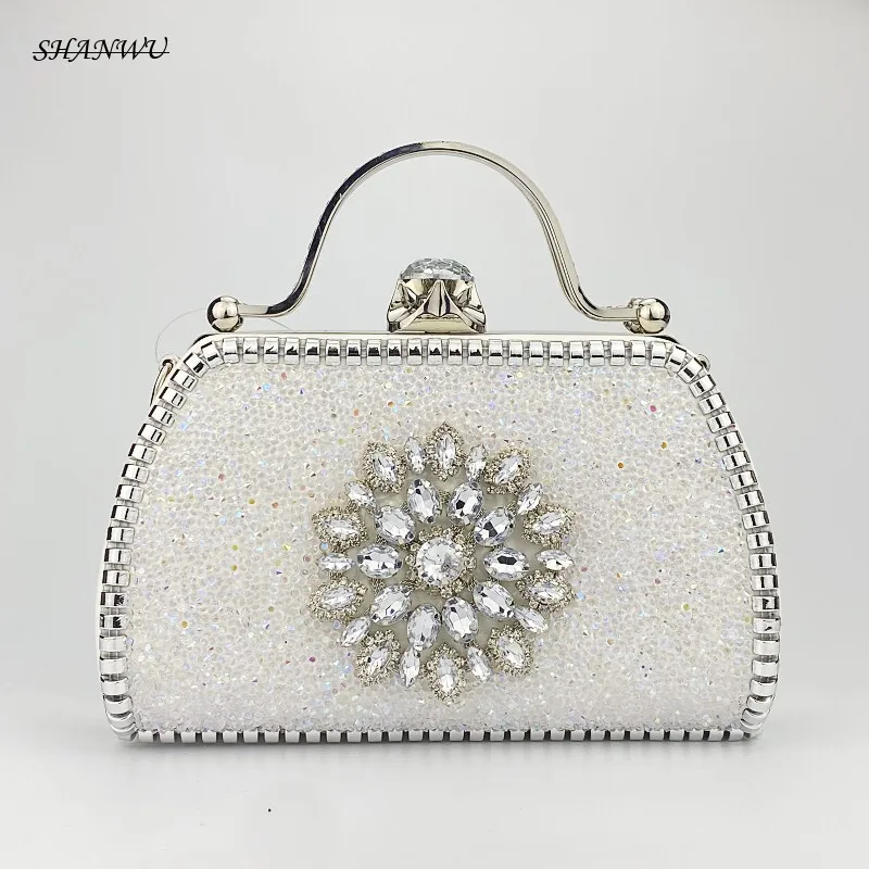 

Women's 2024 New Luxury Diamond Inlaid Bag Sparkling Banquet Handbag Celebrity Evening Dress Dinner Fashion Matching Banquet Bag