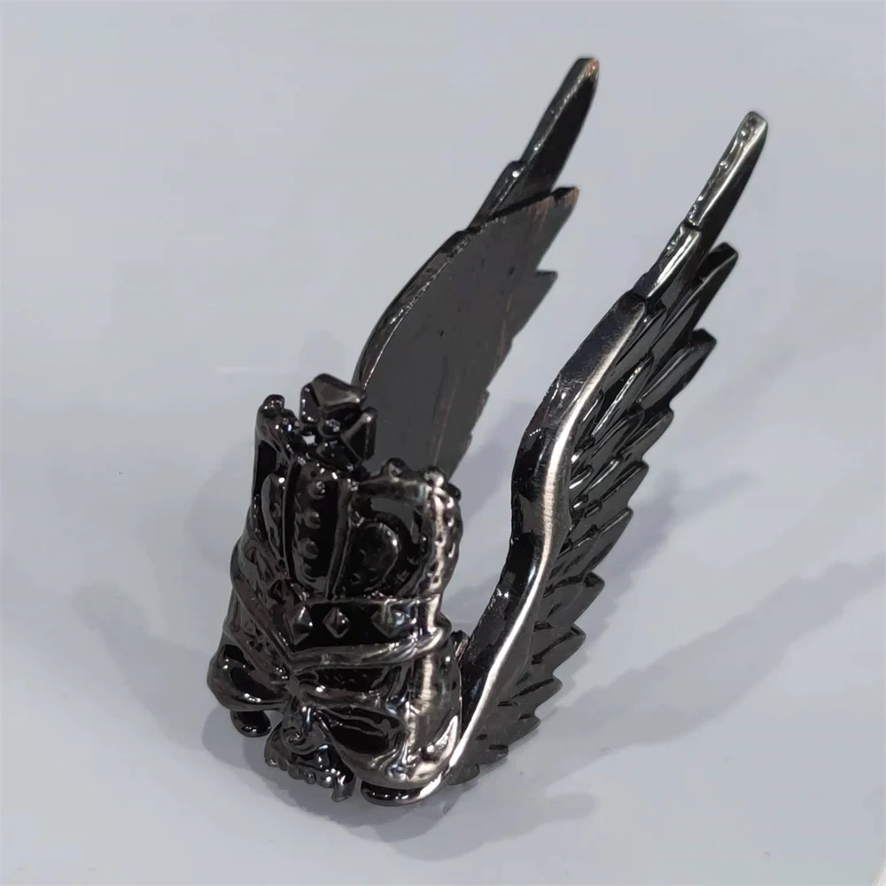 3D Skull King Con Ala Distintivo In Metallo Fai Da Te Per Accendino A Olio Di Cherosene Zippo Grind Wheel Lighters Accessorio Per La Decorazione Fai D