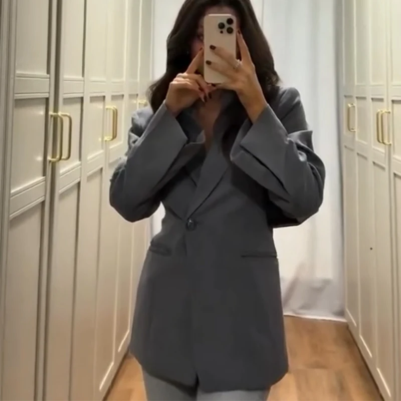 Elegant Metal Button Blazer Suit Women Slim V Neck Long Sleeve Fake Pocket Jacket Autumn Shoulder Pads Office Lady Outwear