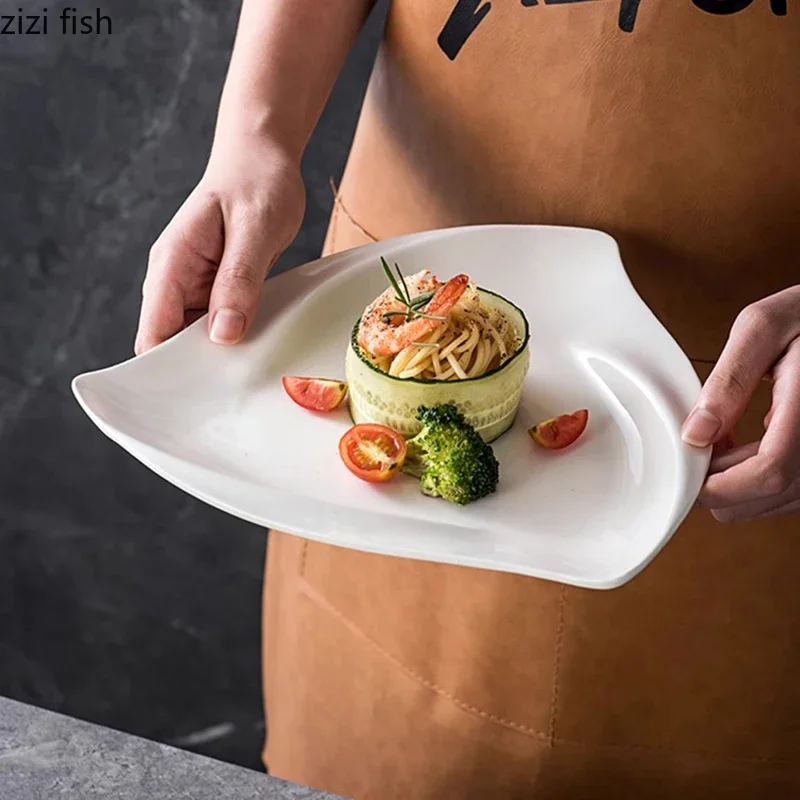 Irregular Triangular Plate Ceramic Dessert Plate Sushi Salad Plates Service Plates Molecular Cuisine Specialty Tableware