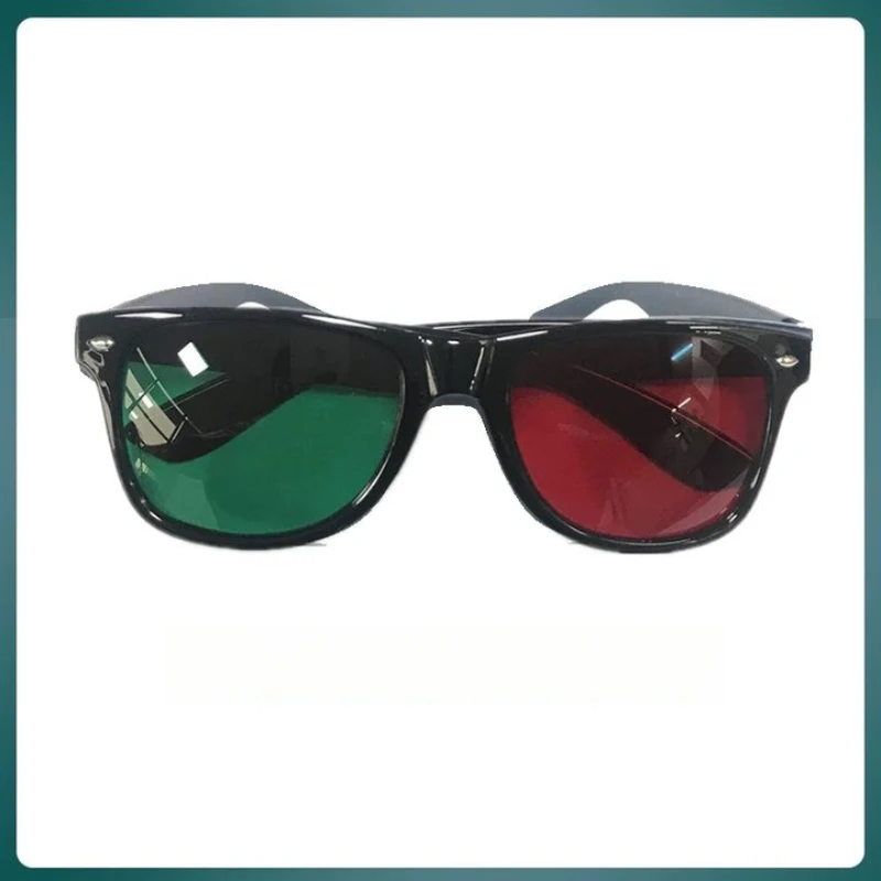 Left Red Right Green
