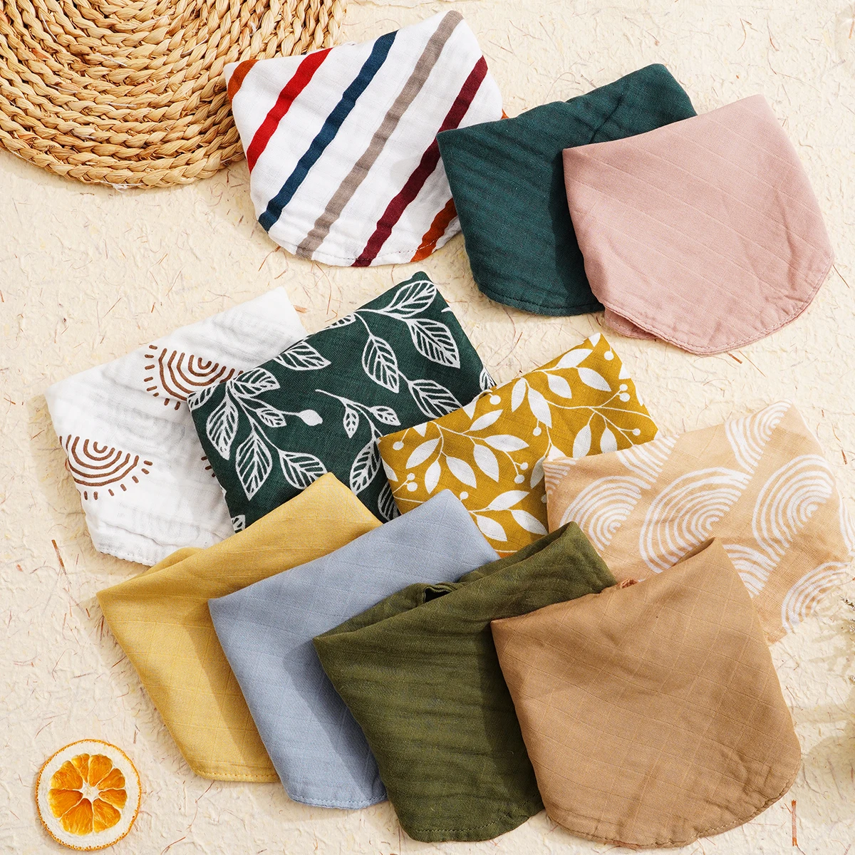 Elinfant 10Pcs 베이비 반다나 침 흡수용 턱받이 100% 면 부드러운 흡수성 재사용 가능 세탁 가능 무작위 패턴 젖니가 남 곳곳이 가려지는 곳곳이 가려지는 천