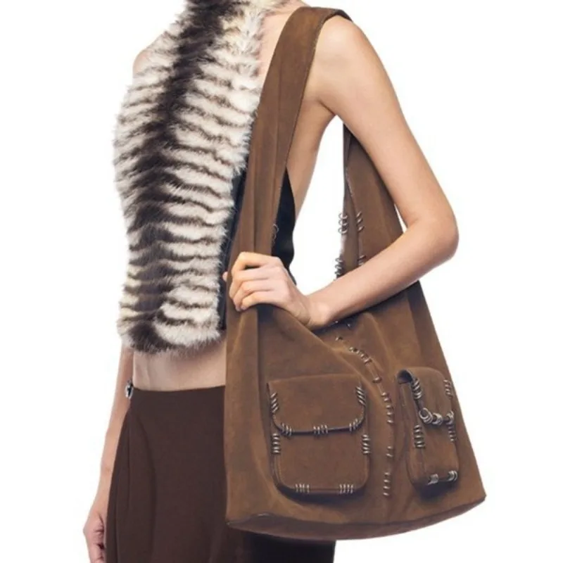 Ins Design New Women's Suede Metal Ring Decoration Shoulder Bag Adult Underarm Bag Large Capacity Commuting Tote Handbag