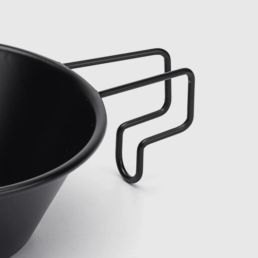 

Многофункциональная чашка из нержавеющей стали с антипригарным покрытием, эргономичная ручка и многочисленные измерения для кемпинга и походов