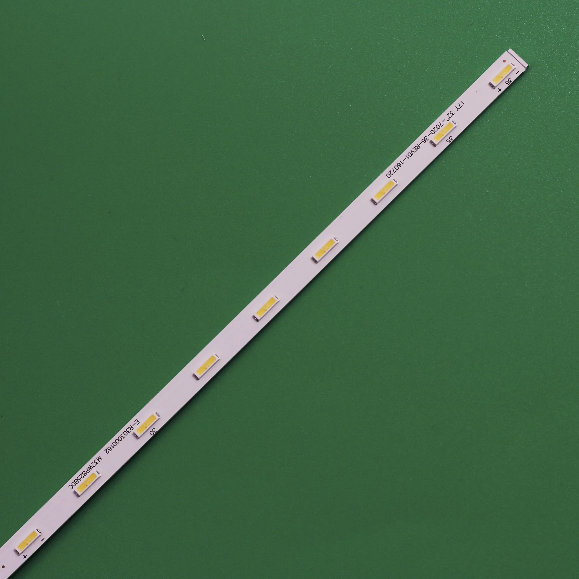 LED bande de rétro-éclairage pour SONY KDL-32WE613 KDL-32WE615 KDL-32WE610 KDL-32RE403 17Y 32 