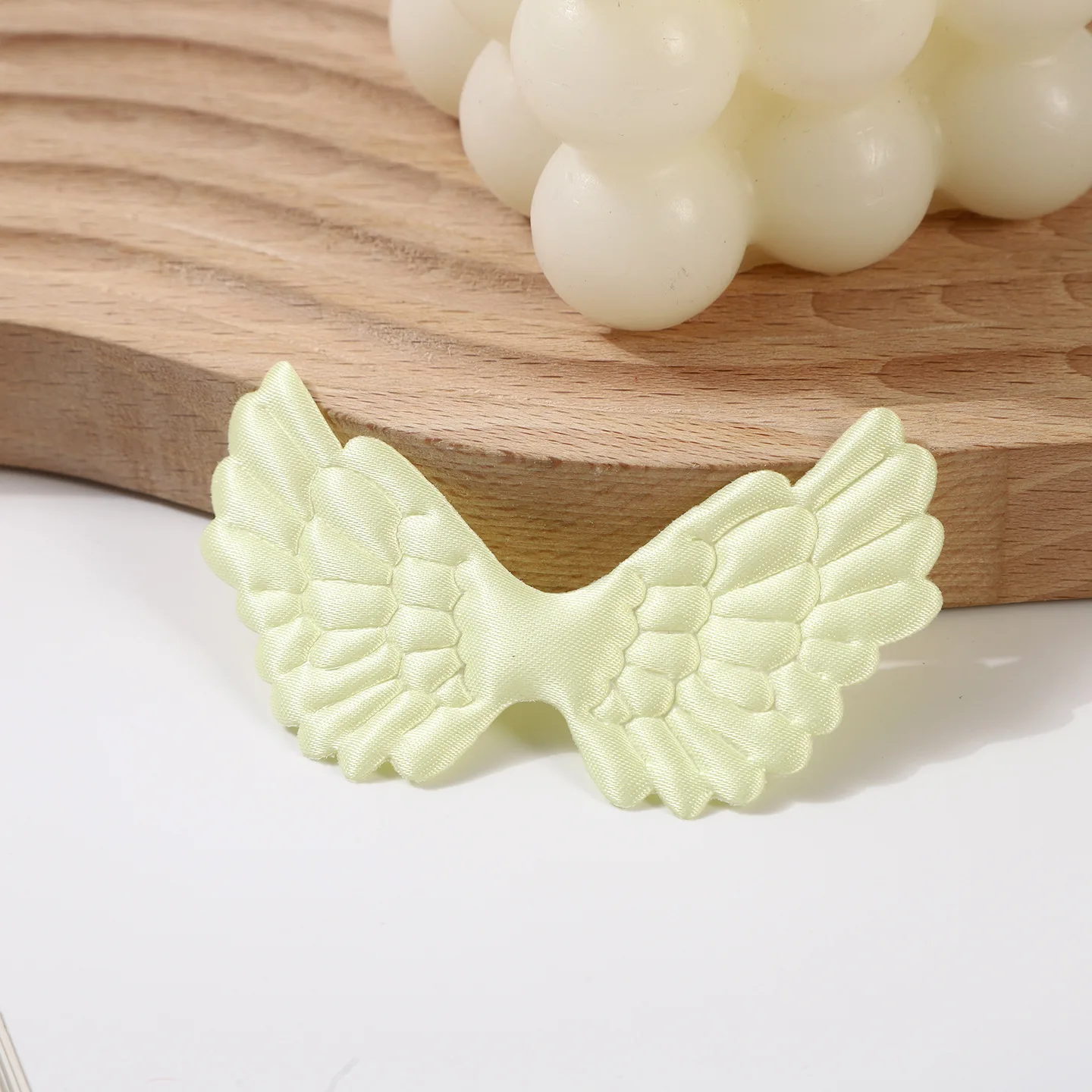 80 Stücke 7x3,5 CM Satin Engelsflügel Gepolsterte Applikationen Für DIY Haarspange Zubehör Kleidungsstück Kopfbedeckung Tasche Geschenkverpackung Dekor Patches – Detail 5
