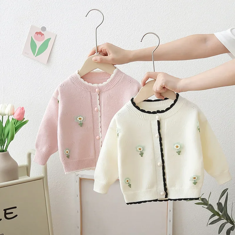 

Early Autumn Children Girl's Cloth Appliques Cozy Knitted Cardigan Sweater for Kids Girl Knit Jacket Spiral Cuff Sweater GY07111
