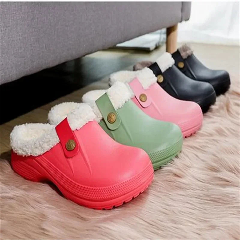 

Plush Fur Clogs Slippers For Women Men Winter Soft Furry Slippers Waterproof Garden Shoes Multi-Use Indoor Home Shoes