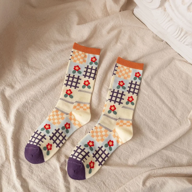 1/3/5 Paar Socken mit Sonnenblumen-Aufdruck für Damen, mittellang, französischer Stil, niedlich, adrette, lässig, modisch, für alle Jahreszeiten, Alltagskleidung, EU 35–40, US 5–8 – Detail 12