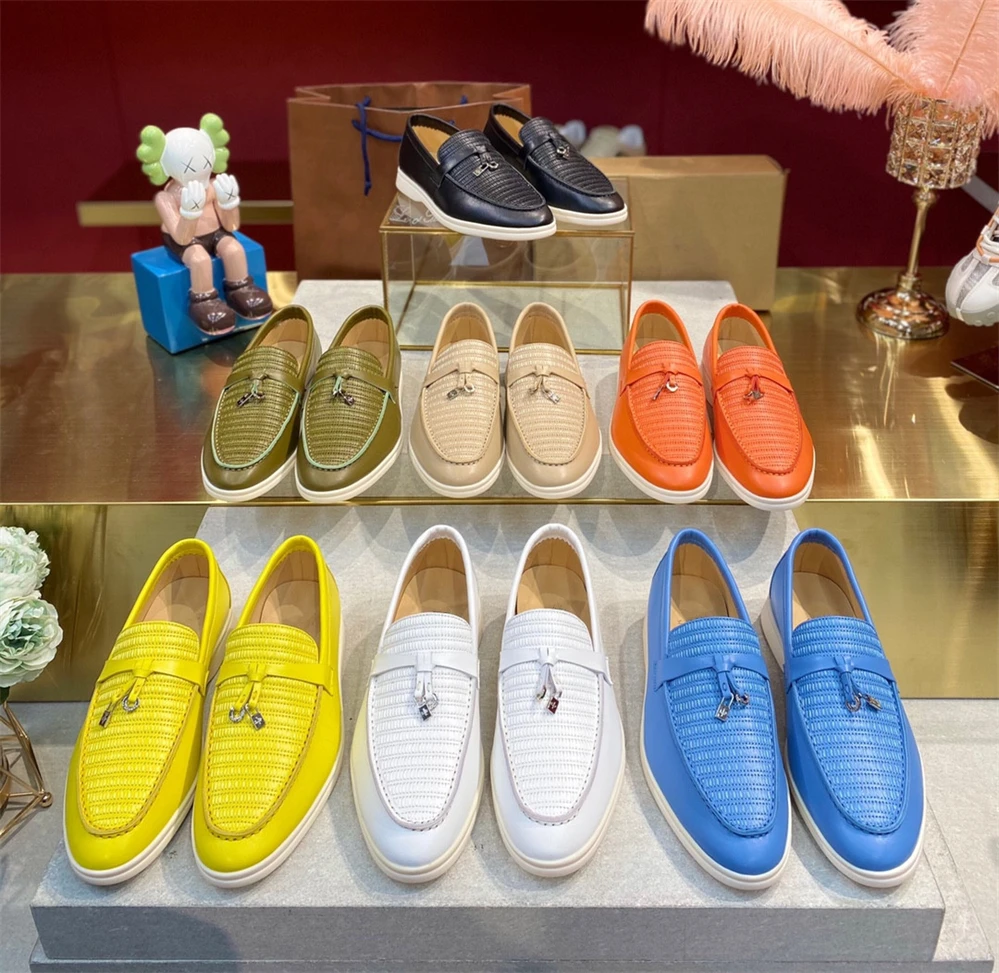 

lady moccasin men's loafers Suede Leather flat walking shoes 2022New spring and autumn Lazy soft bottom women's casual shoes
