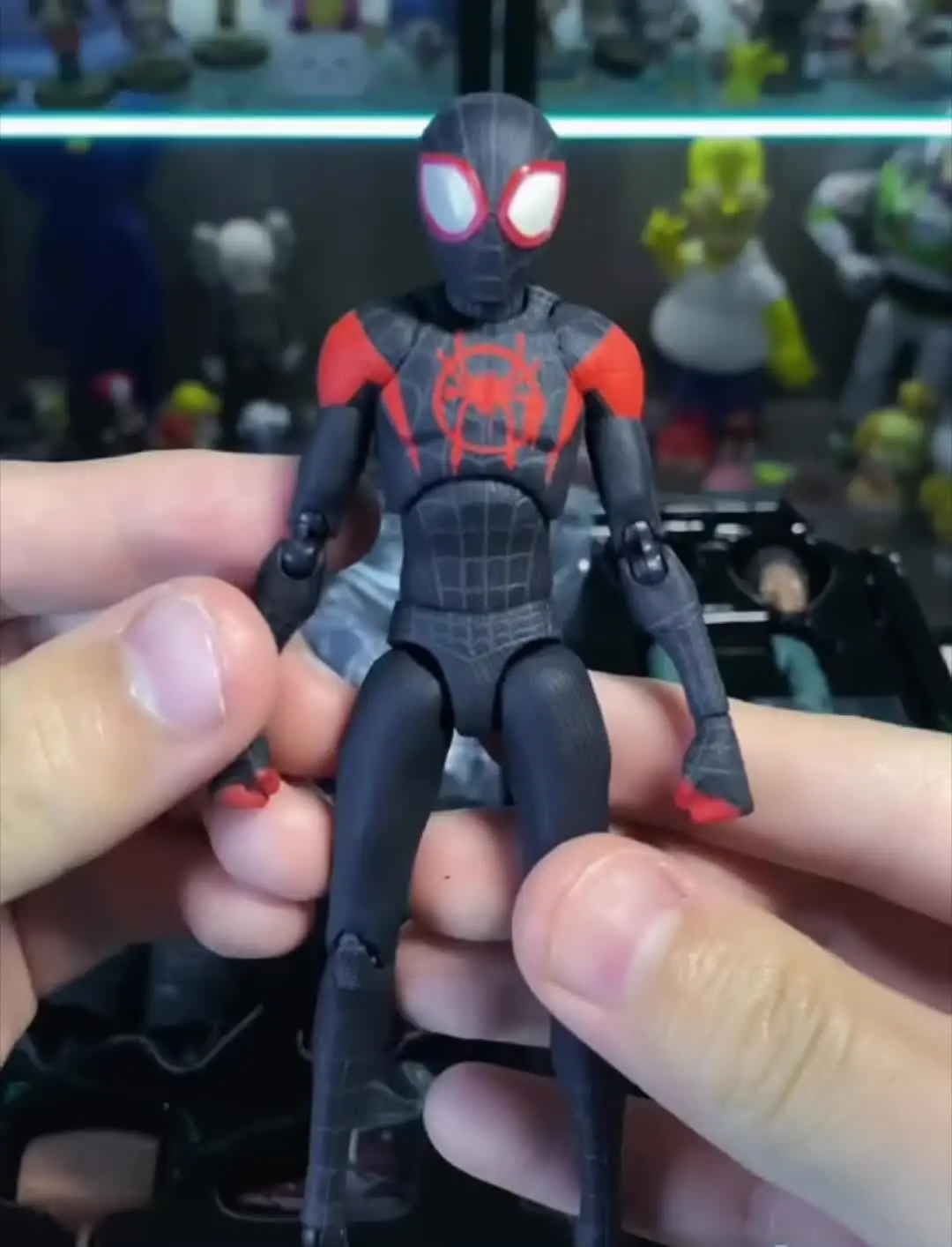 Spider-Man 2: Miles Morales - Figura de acción Marvel Legends con traje