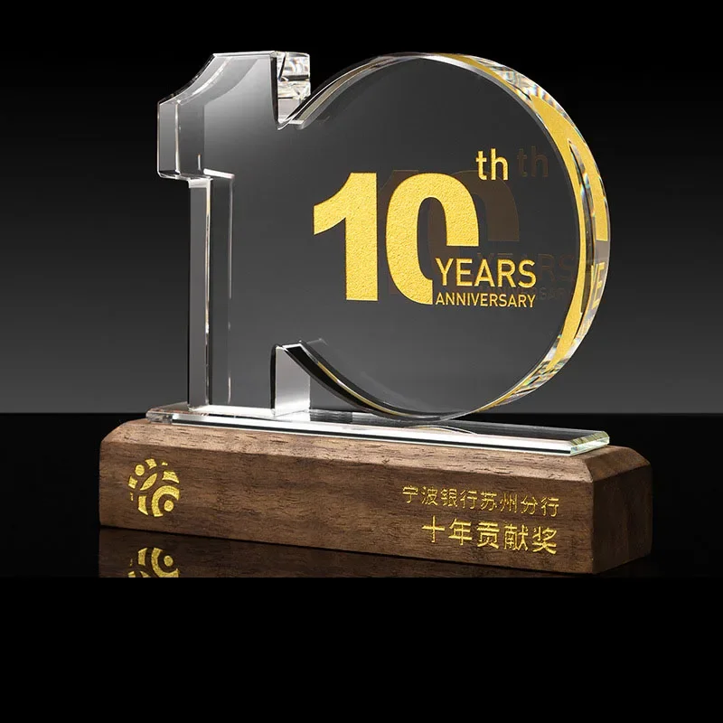 Customized 10,20,30 Years Crystal Trophy Competition Outstanding Employee Group Award Wooden base Medal Souvenirs Decoration 1Pc