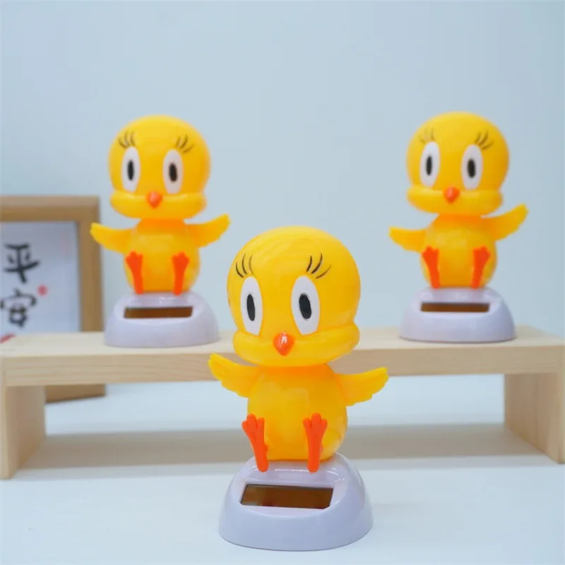 New Creative Solar Big Head Chicken Induction Swing Bobble Head Toy Car Center Console Decorative Ornaments Solar Toy Funny Gift