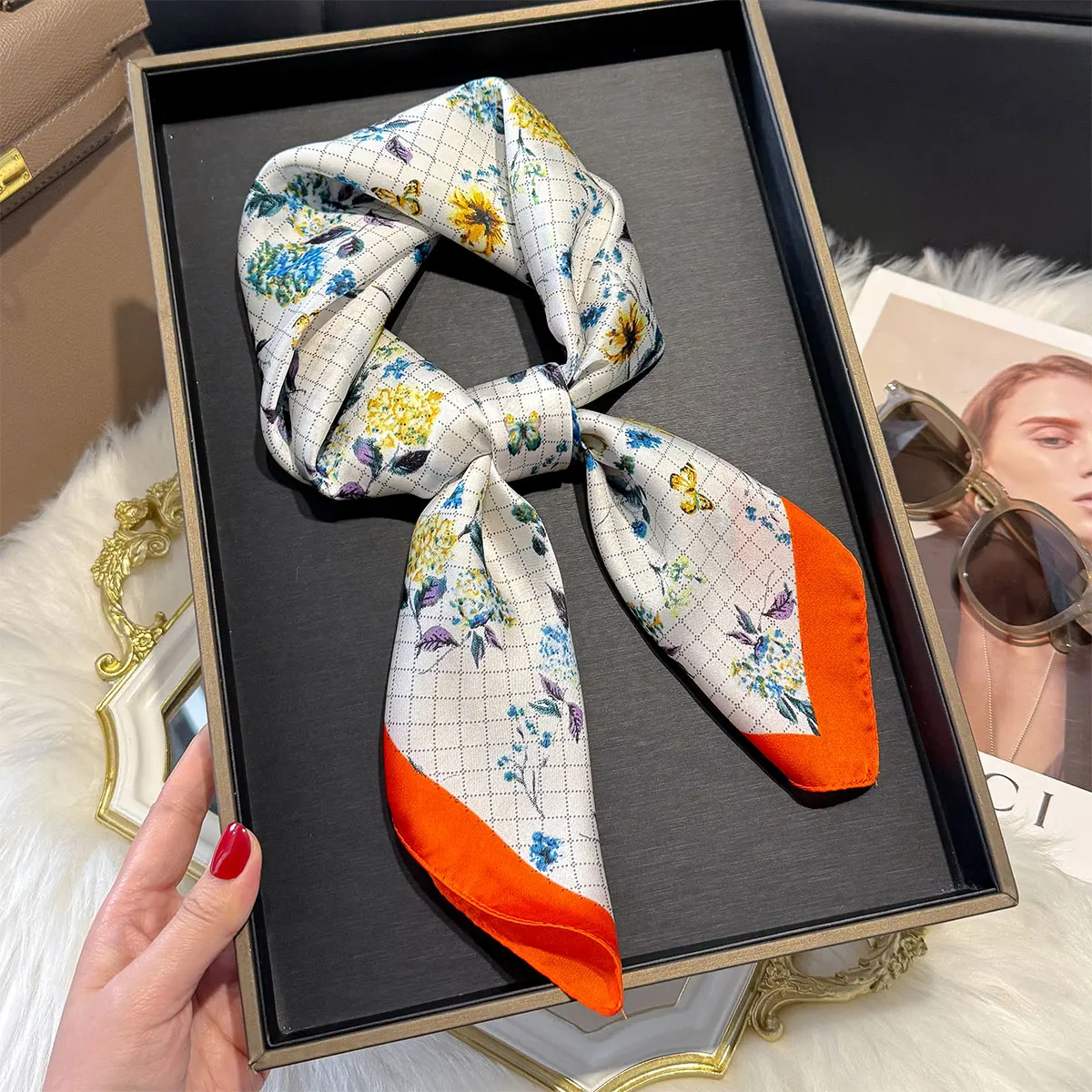 New Luxury Fashion Print 70*70cm Silk Square Scarf Women Soft Satin Hairband Neckerchief Tie Female Headband Foulard Bag Ribbon