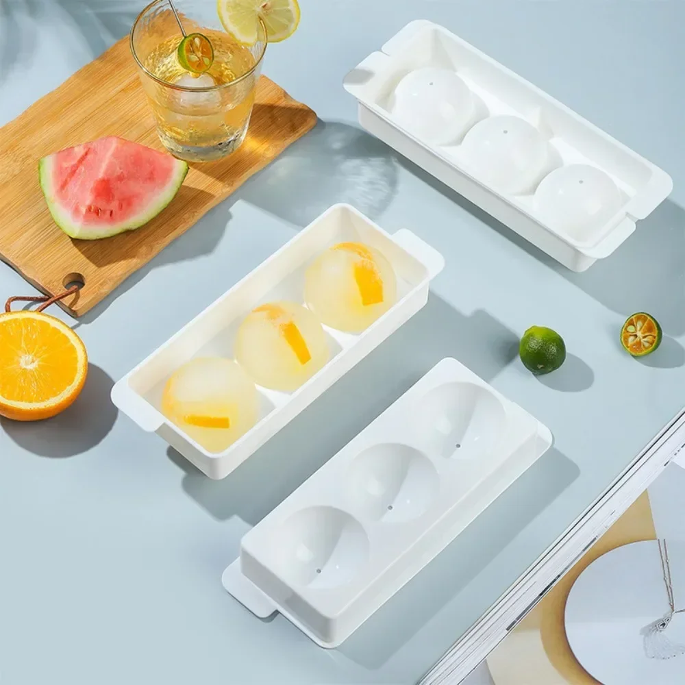 Japan Ice Cube Mold Whiskey Ice Ball Maker New Safety Plastic 5cm Ball DIY Home Bar Party Cocktail Use Recommend
