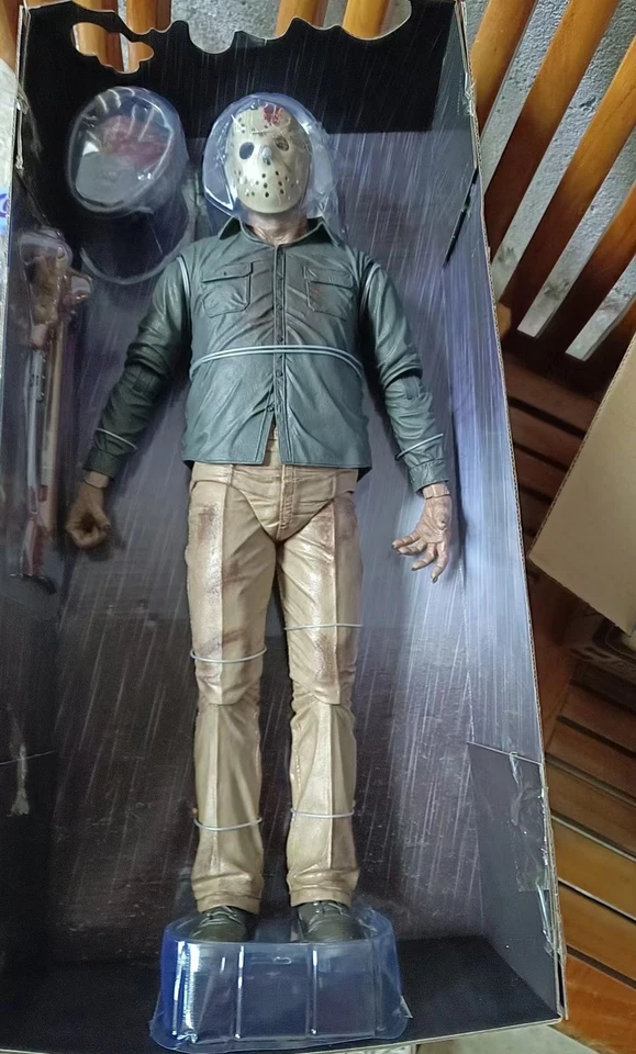 1/4 NECA Friday the 13th Final Chapter 18