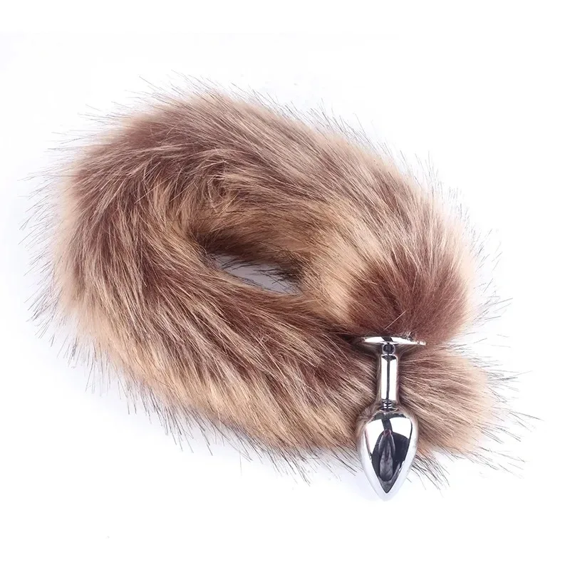 Handle and base design of fox tail anal plug