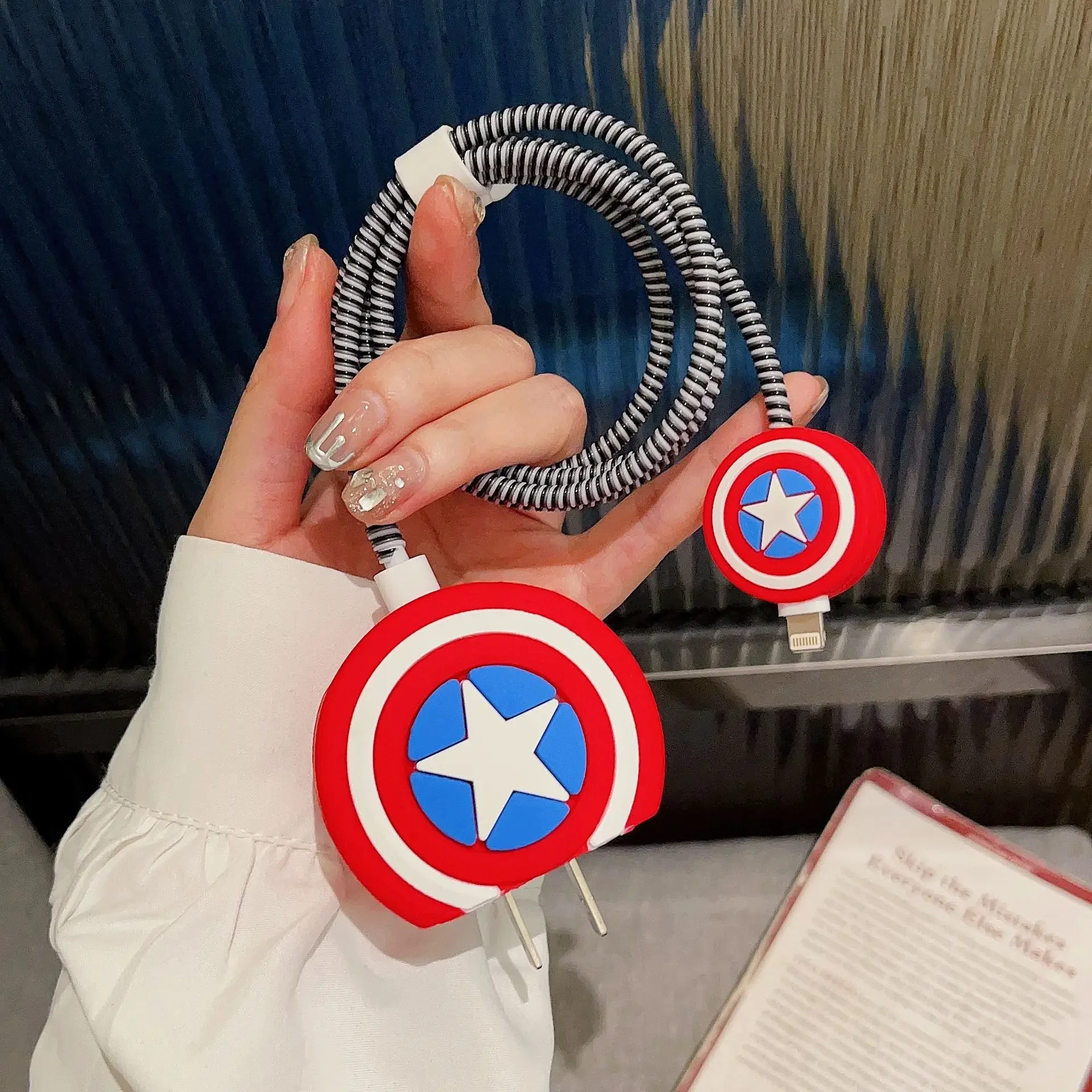 Рисунок 5 - Защитные чехлы для iPhone/iPad