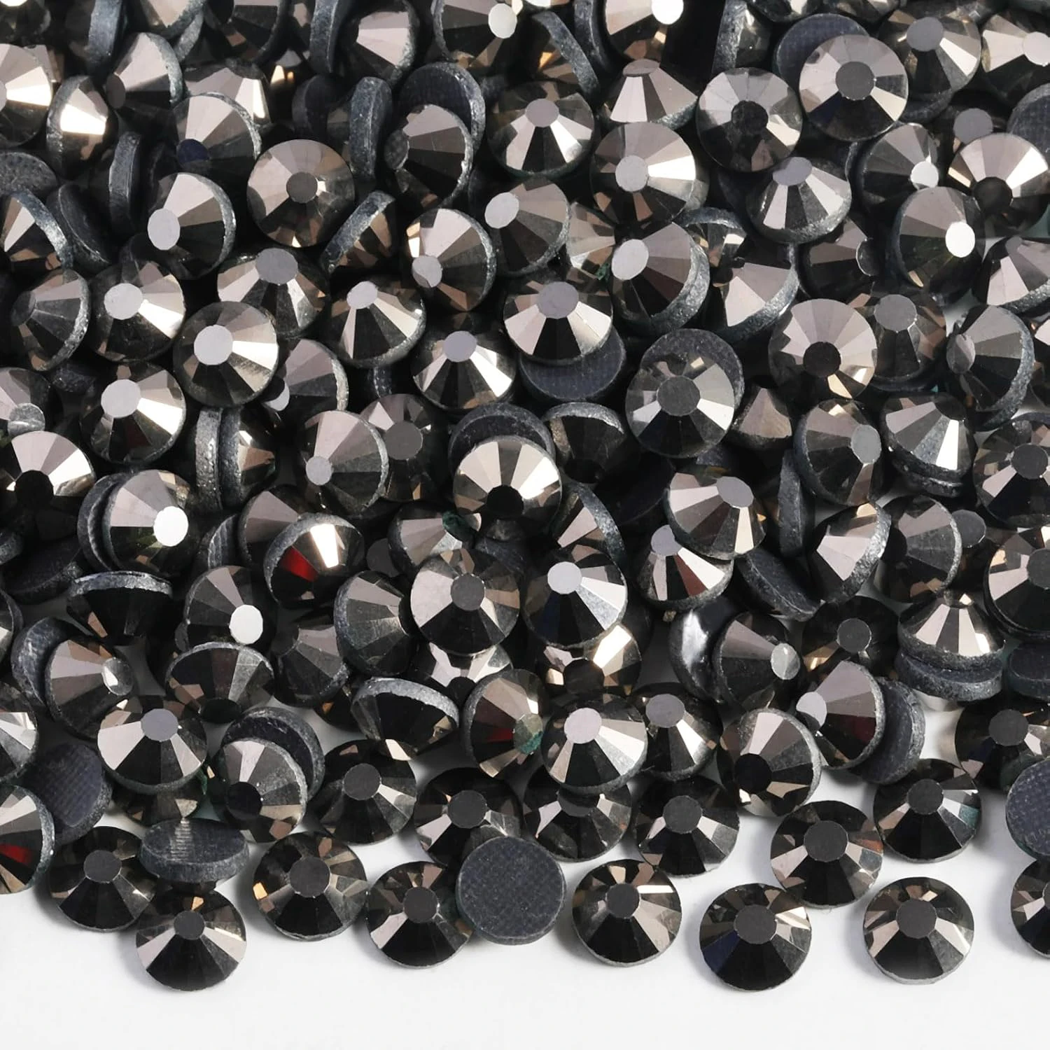 Premium HotFix Crystal Rhinestones for Garment Embellishment