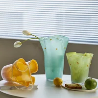 Glass Vase Hand Wavy Edge Pleated Gradient Color Hydroponic Glass Bottle Flower Vase Terrarium Home Decoration Accessories 1