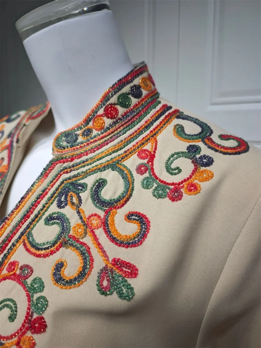 S4bdda1034516499ab23c9d00593ea642p.jpg?width=900&height=1200&hash=2100