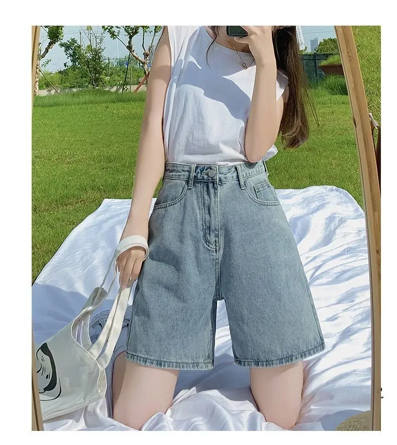 High waist detail