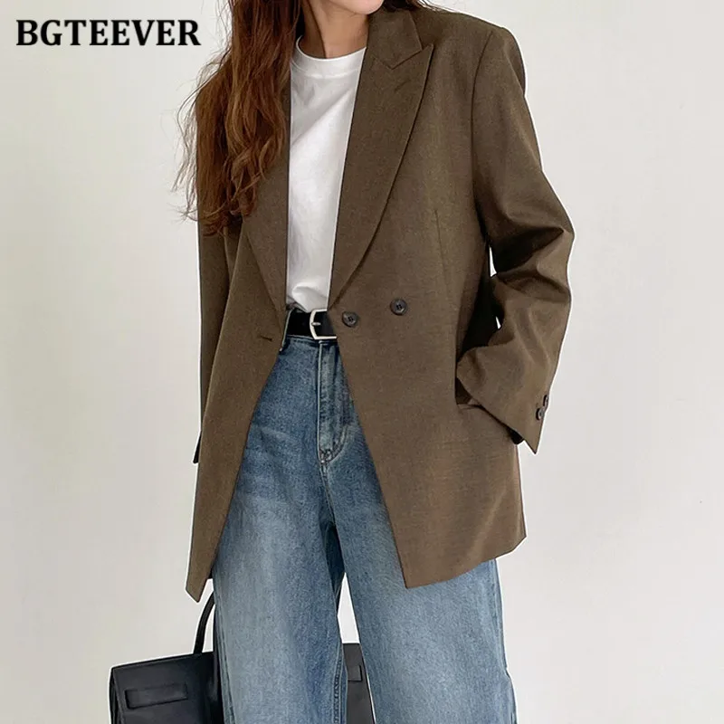 

BGTEEVER Vintage Loose Double Buttons Female Suit Jackets Autumn Winter Notched Collar Long Sleeve Women Blazer Coats