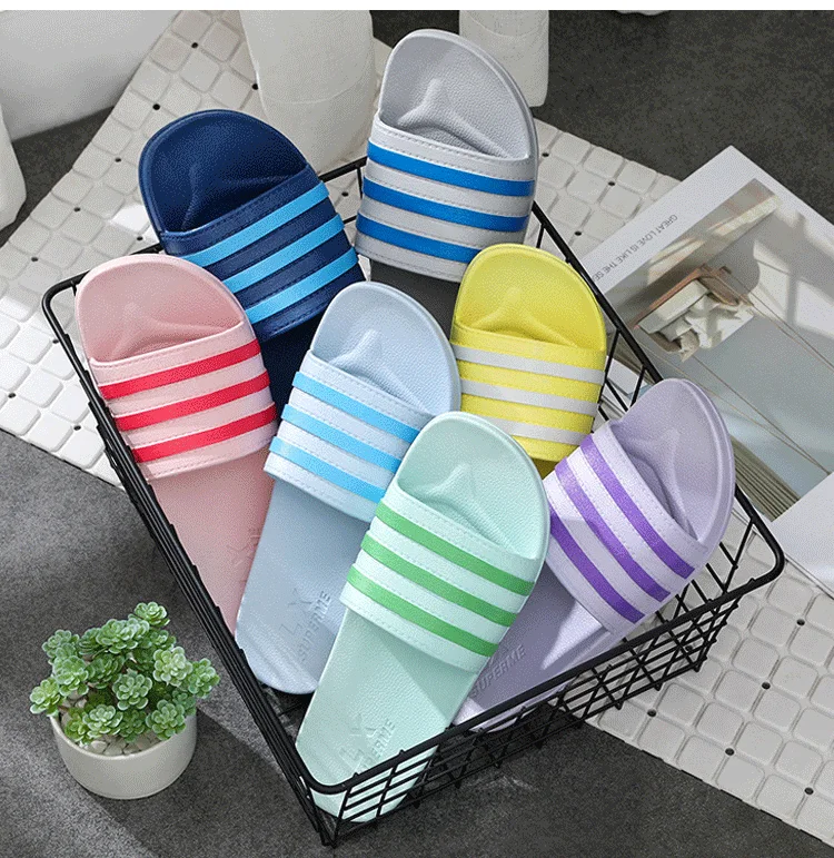 Pantoufles de salle de bain souples et antidérapantes pour femmes