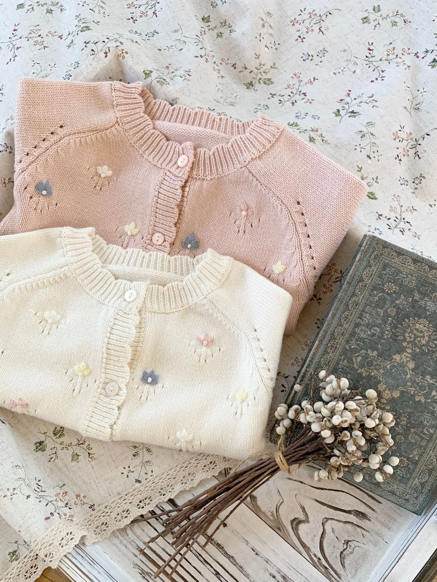 Girls Autumn Sweaters Handmade Flower Embroidery Knit Cardigans