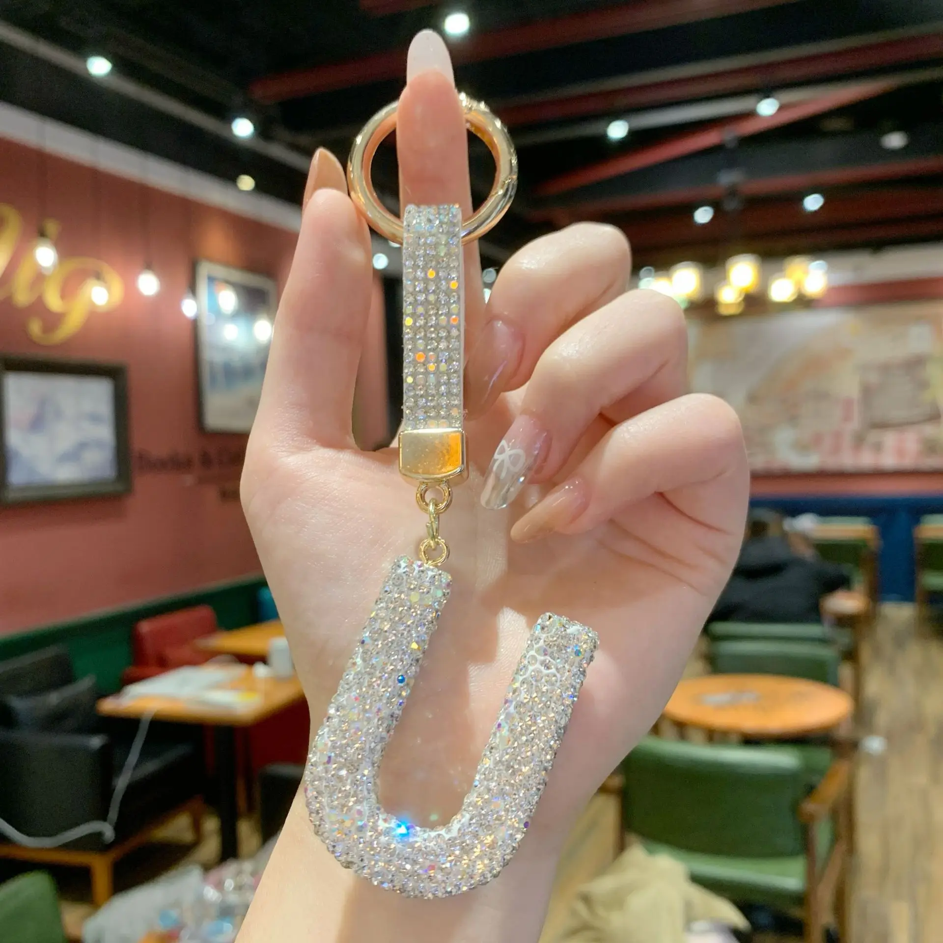 Full Rhinestone English Letter Keychain - Luxury Bag Charm & Car Key Ring, Elegant Small Gift