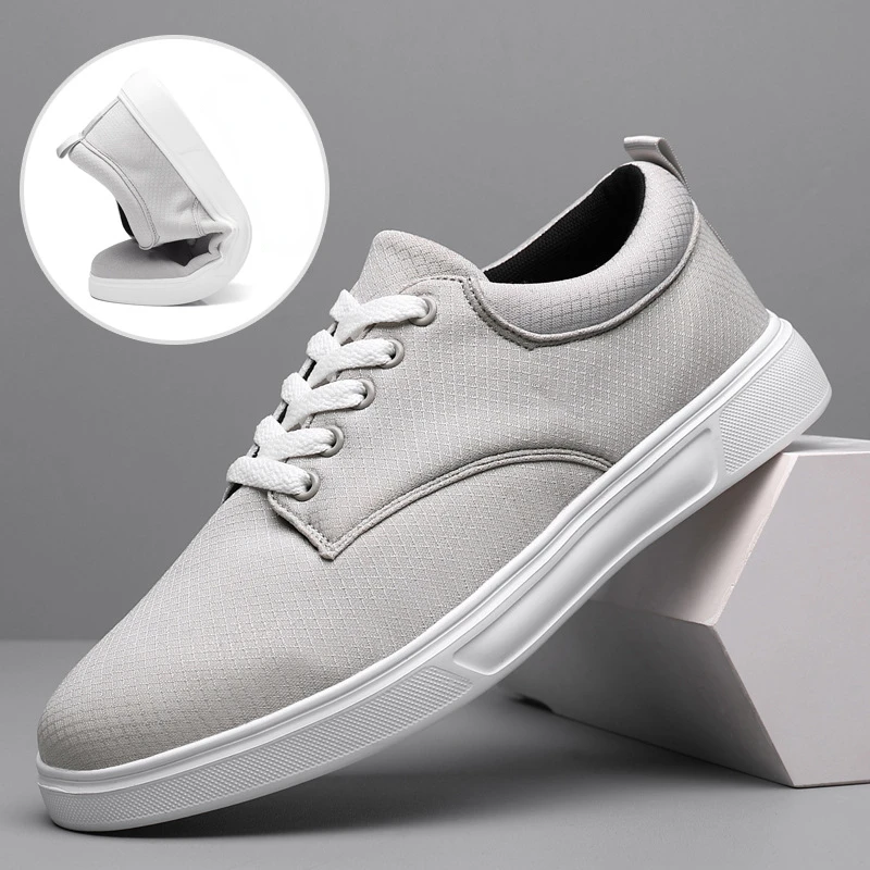 Basic Men's Canvas Shoes Breathable Light Men Vulcanized Shoes New Outdoor Hiking Classic Fashion Lace Up Male Casual Sneakers