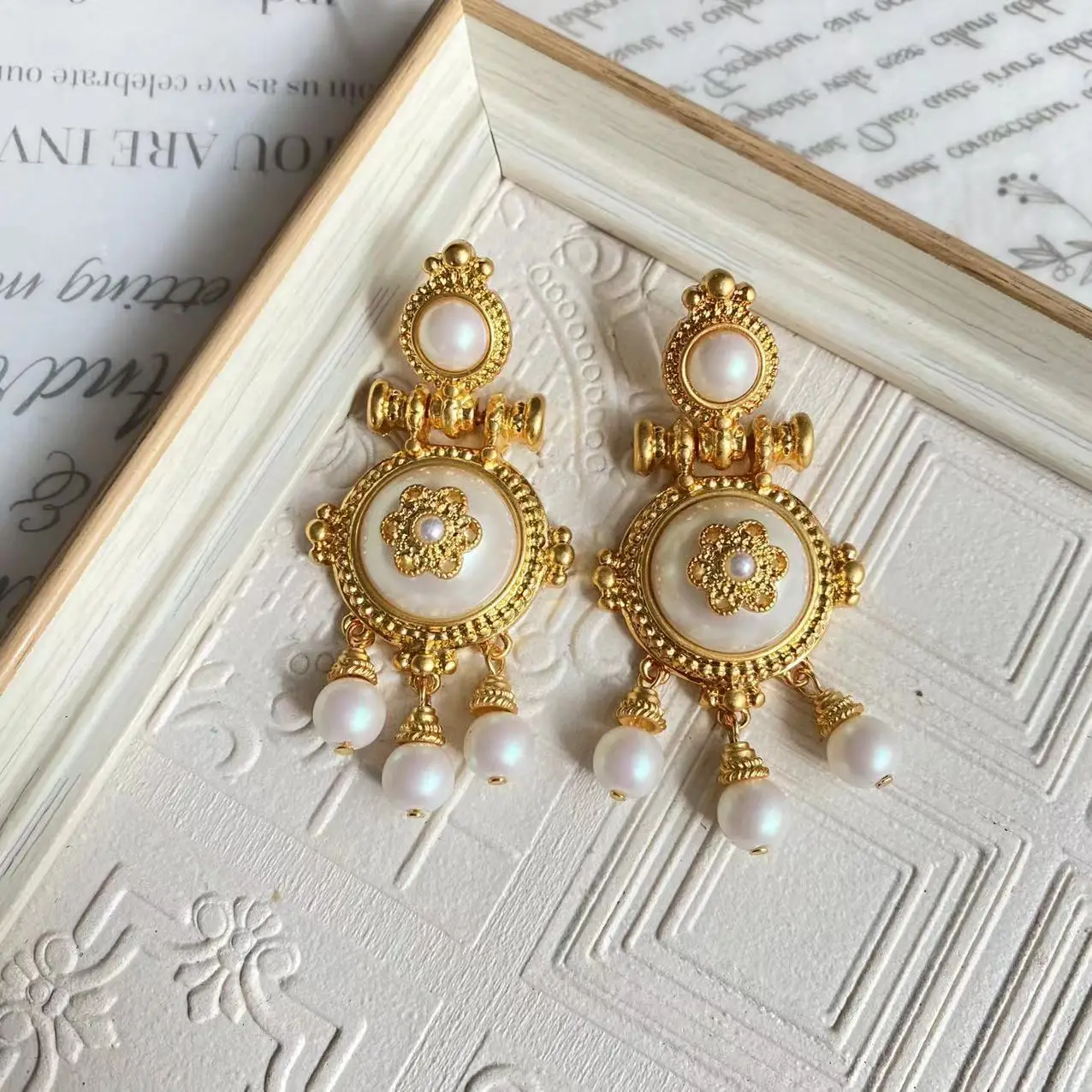 Court style pearl tassel earrings for women vintage long dinner banquet eardrop