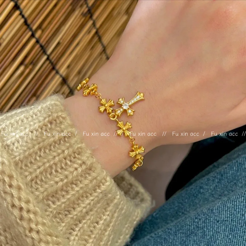 

Cross bracelets zircon niche Beautiful