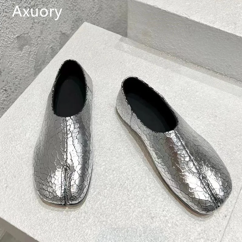 2023 New Split Toe Flat Shoes Solid Color Genuine Leather High Quality Minimalist Retro Style With Box Vacation Shoe