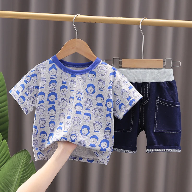 Рисунок 3 - Костюм детский летний из футболки и шортов