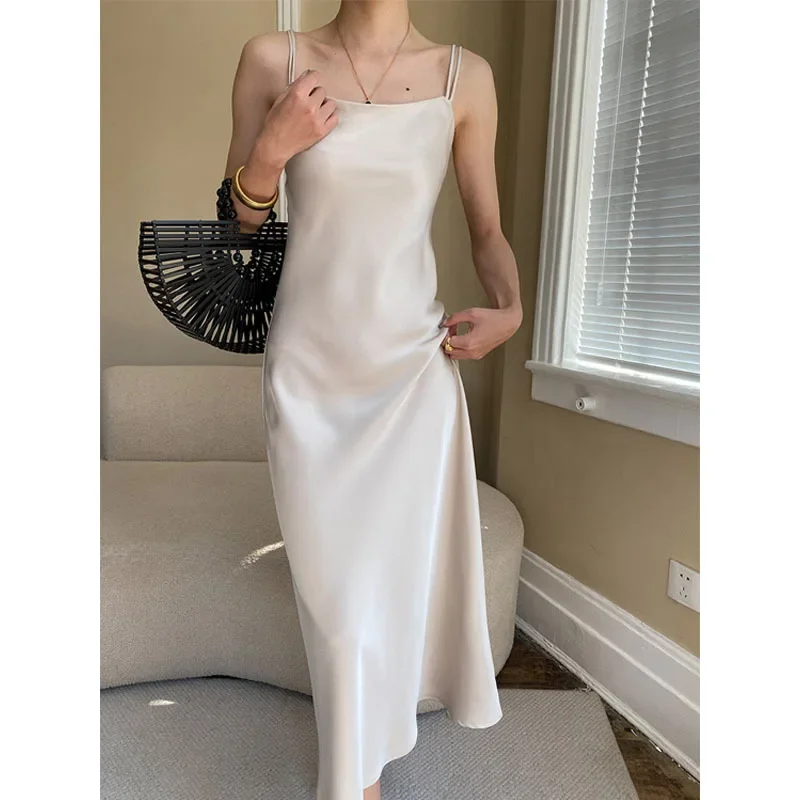 

French satin suspender dress long skirt with glossy drape