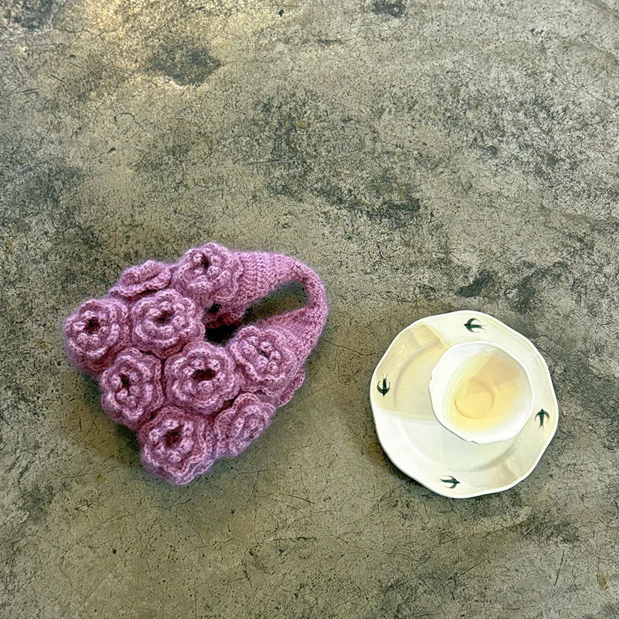 Women's Hollow Woven Shoulder Bags Braided Bag small Tote Bag Lazy Style Knitted Hollow Flower Summer Mesh Beach Bag