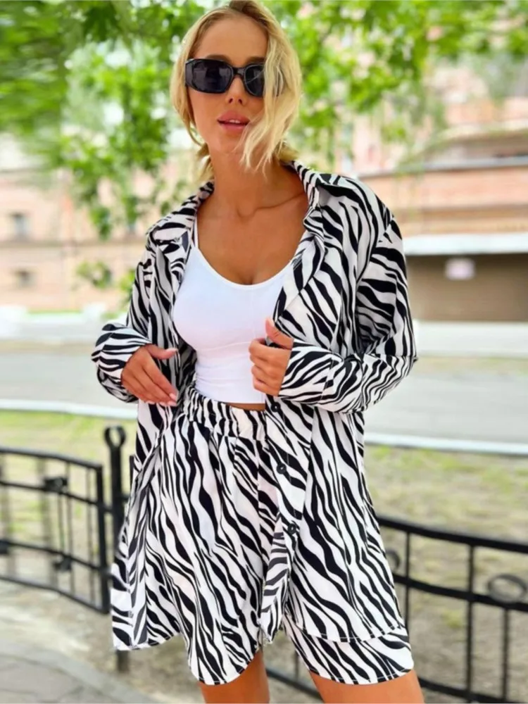 2024 New Fashion Leopard Print Short Pants Sets Women Long Sleeve Shirts Loose Shorts Trendy Summer Lady Commuting Two Piece Set jeans for men trendy patches men s loose wide leg pants mop pants sewing needle elastic jeans