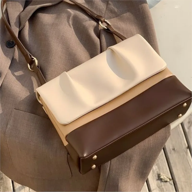 Retro Colorblock Tote Bag Women Wrinkled Leather Patchwork Large Capacity Shoulder Bag Ladies Premium Commute Crossbody Bag 2025