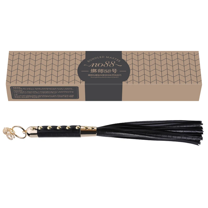 BDSM vintage leather loose whip metal rivet vintage openwork clock S exclusive nameplate slave game leather whip couple SP sex party toys,erotic sex toy,sex toys,sex bondage toys